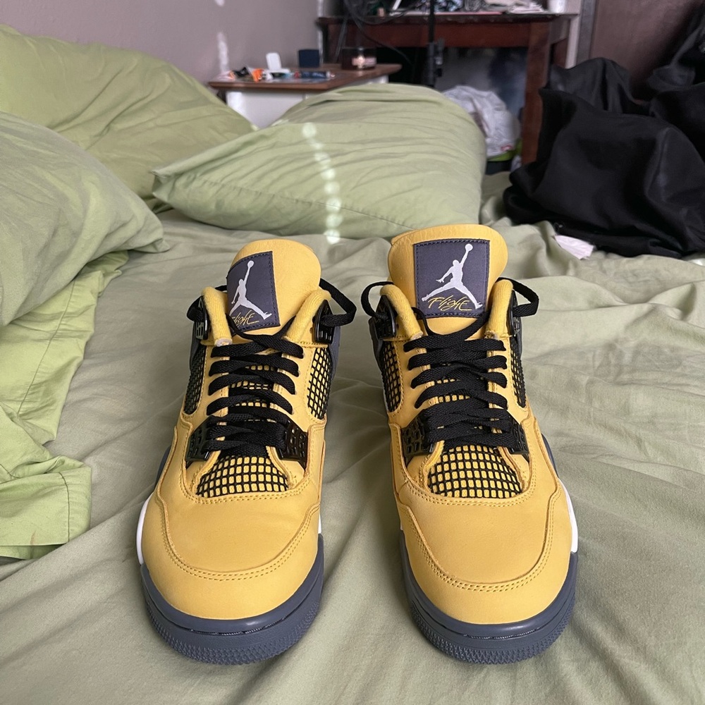 Air Jordan lightning 4’s
